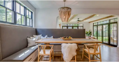 banquette seating